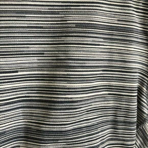 Under‎ Armour Leggings Capri Gray and White, S - Picture 3 of 5